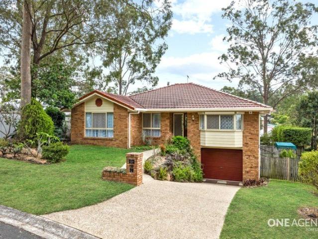 House for sale in Pine Village, Greater Brisbane