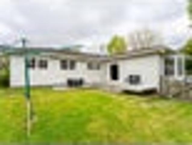 House for sale in Massey, Henderson-Massey