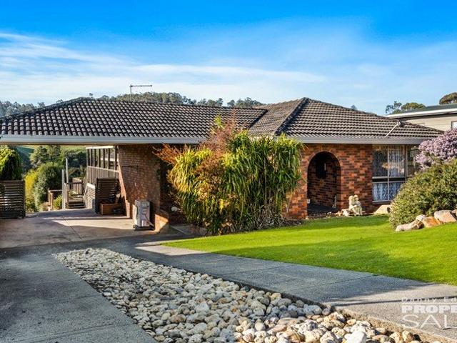 House for sale in Yallourn North, Victoria