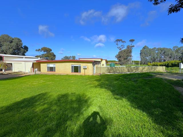 House for rent in Pike River, South Australia