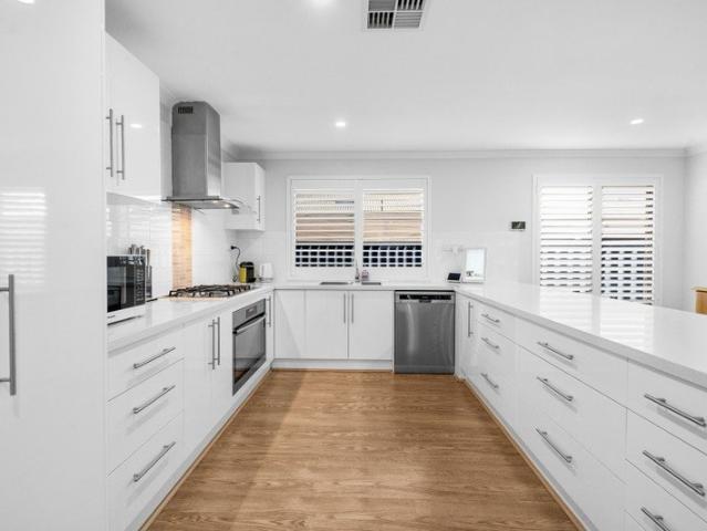 House for sale in Golden Bay, Western Australia