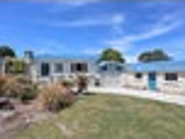 House for sale in Otakou