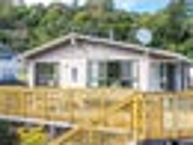House for sale in Te Puru, Waikato