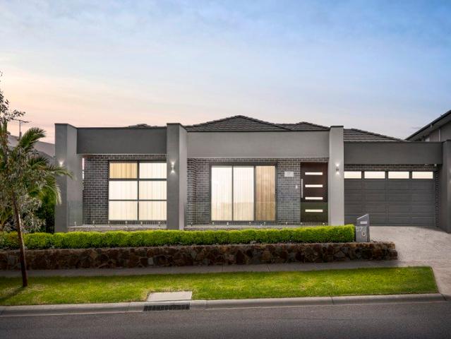 House for sale in Aspect, Melbourne