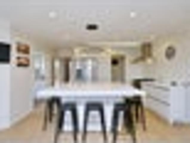 House for sale in Chaslands, Canterbury