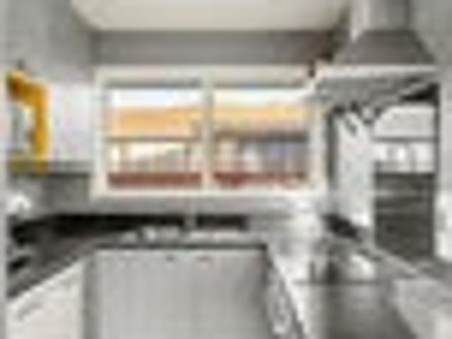House for sale in Chaslands, Canterbury