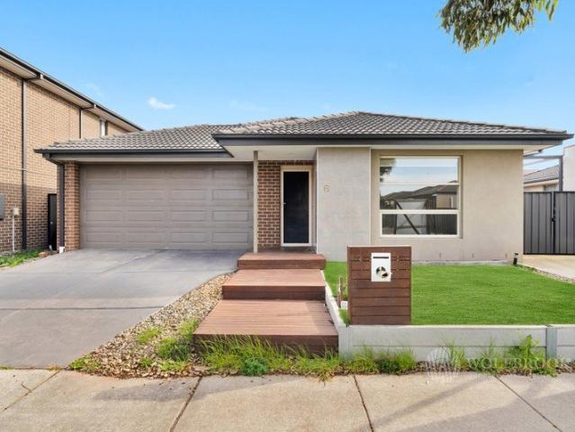 House for rent in Cranbourne North, Melbourne