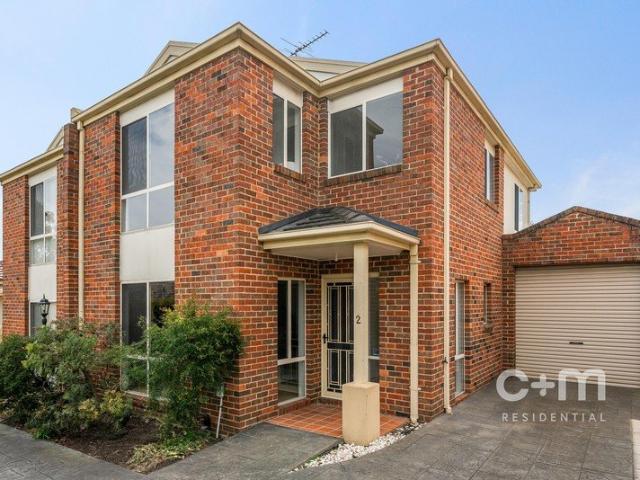 Townhouse for sale in Oak Park, Melbourne