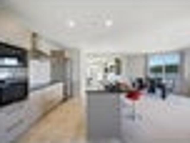 House for sale in Chaslands, Canterbury