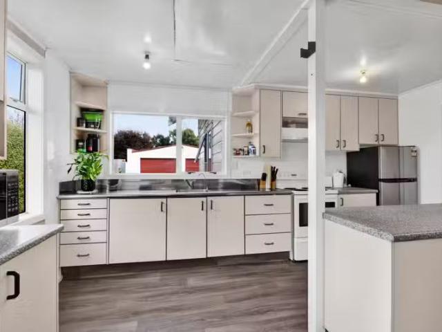 House for sale in Taranaki