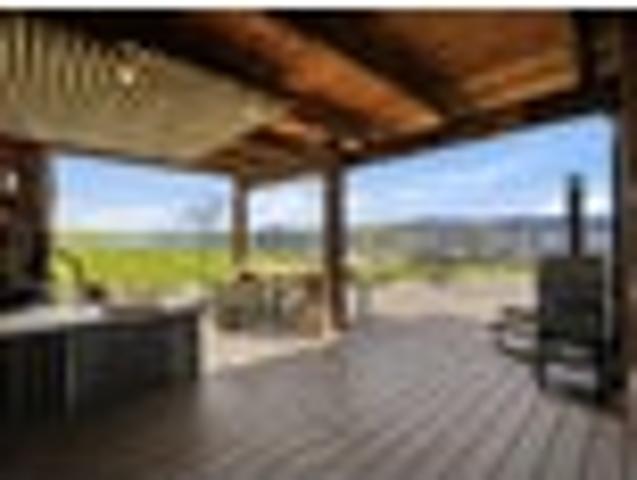 House for sale in Otakou