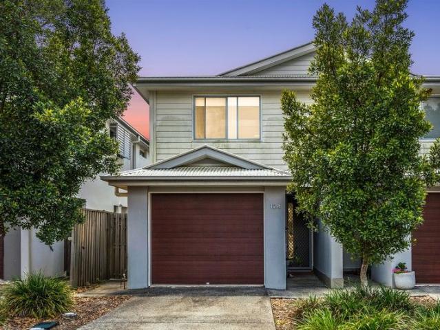 Townhouse for sale in Dakabin, Queensland