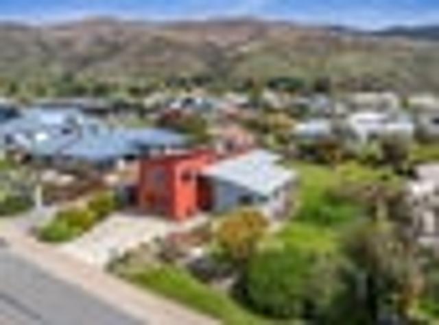 House for sale in Otakou