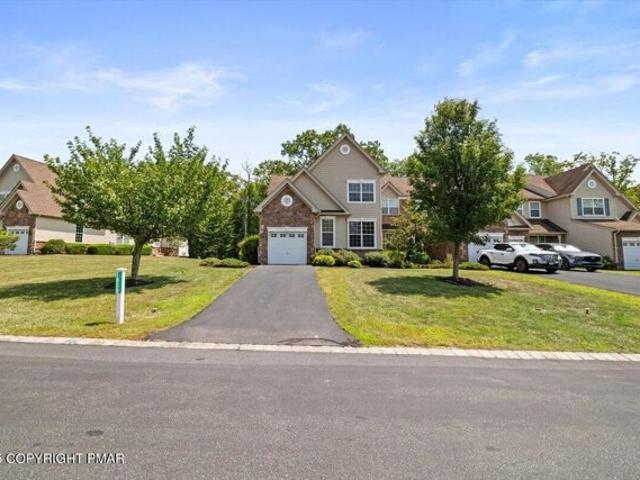 Condo for sale in East Stroudsburg