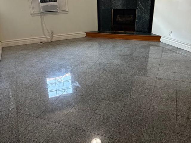 Room for rent in Canoga Park, California