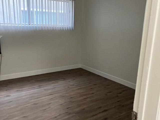 Apartment for rent in Canoga Park, California