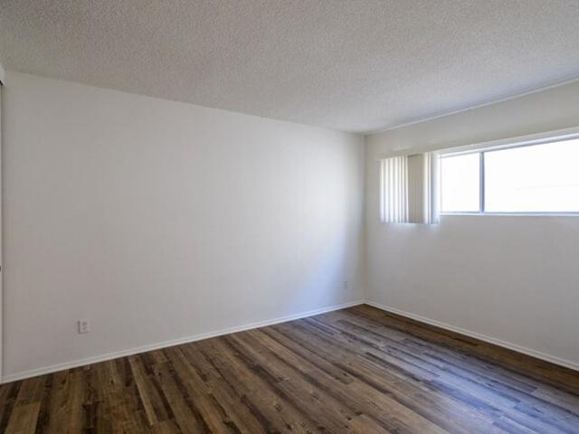 Apartment for rent in Canoga Park, California