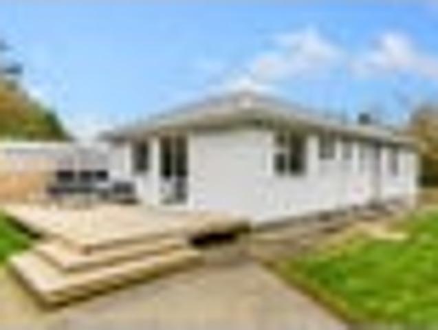House for sale in Pauatahanui, Wellington