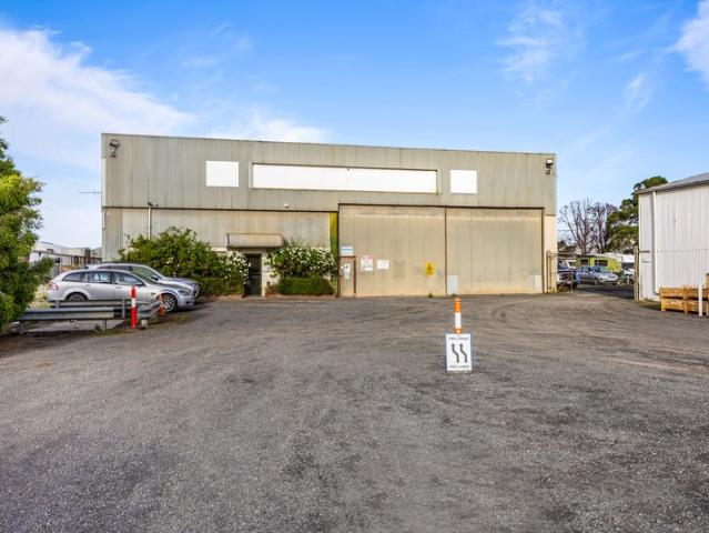 Warehouse for rent in Ballarat, Victoria