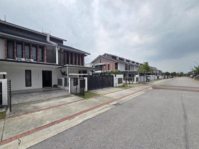 Terraced House for sale in Petaling, Alam Impian
