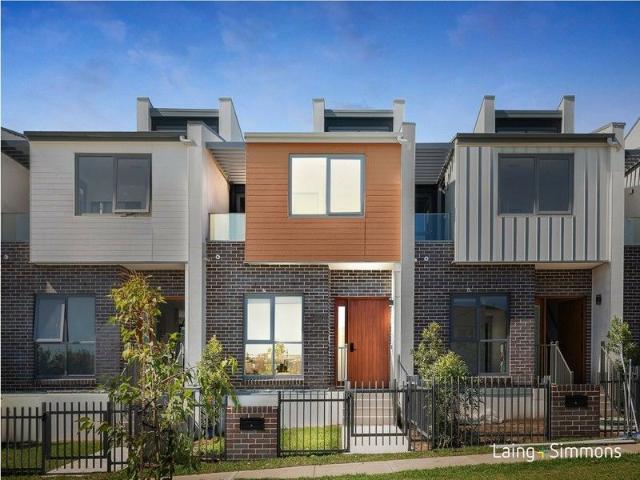 Townhouse for sale in Sydney, New South Wales