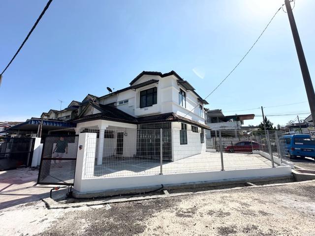 Terraced House for sale in Wellesley, Penang