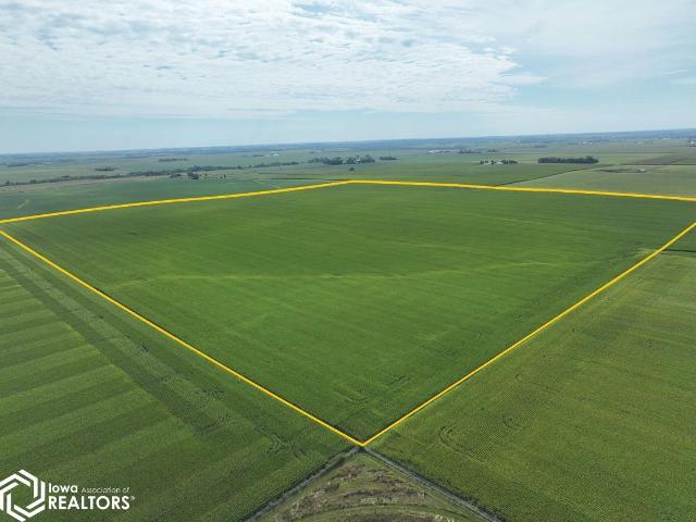 Farm for sale in Linn, Iowa