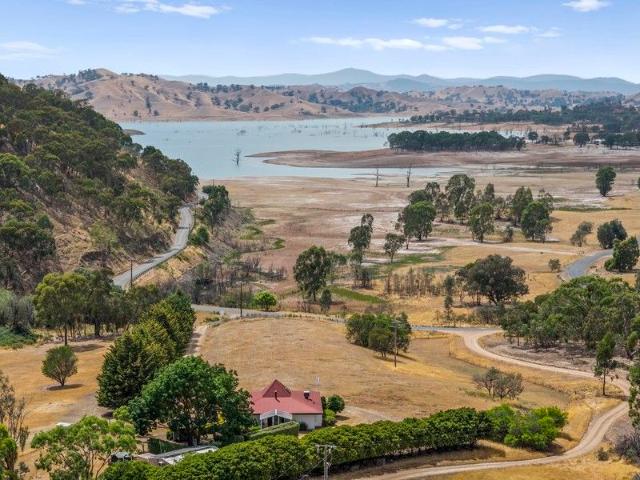 House for sale in Bonnie Doon, Victoria