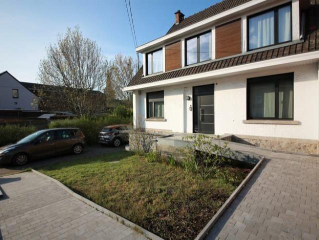 Maison location à Bergen, Wallonie
