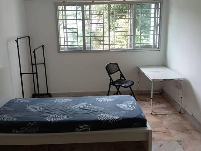Room for rent