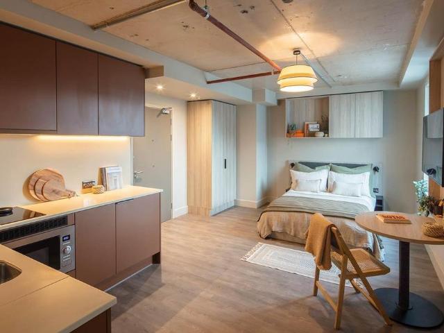 Apartment for rent in Battersea, Greater London