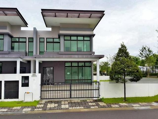 Terraced House for sale in Tanjong Sepat, Selangor