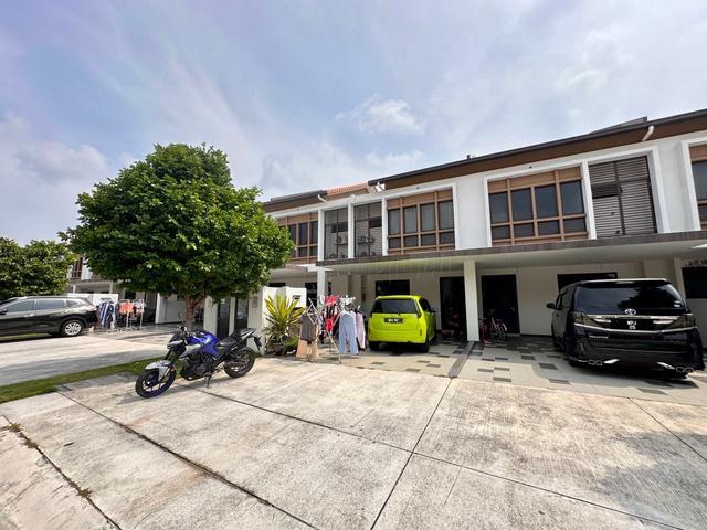 Terraced House for sale in Tanjong Sepat, Selangor