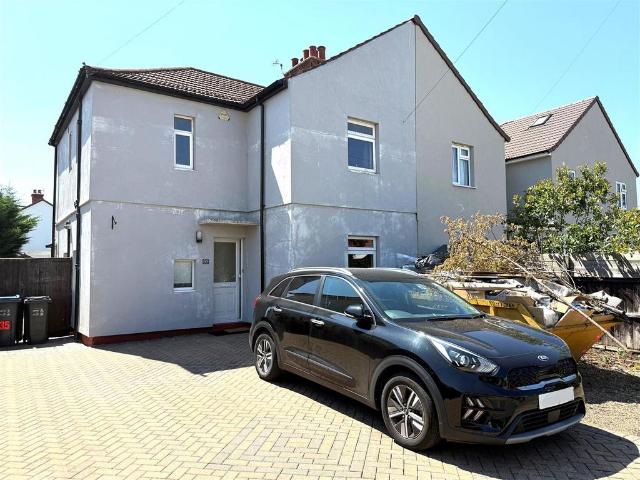 House for rent in London Borough of Merton, Mitcham