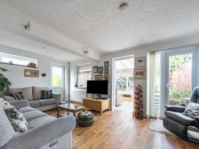 House for sale in The Butts, Kent