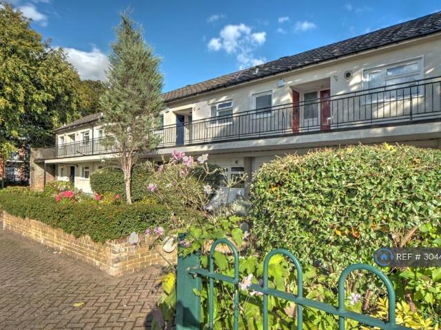 Apartment for rent in London Borough of Bromley, Greater London