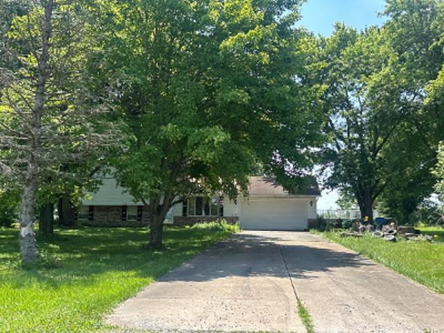 House for sale in Lagrange, Ohio