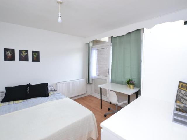 Apartment for rent in St. George in the East, Wapping