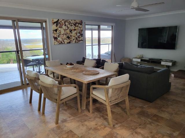 Room for rent in Bilambil Heights, New South Wales