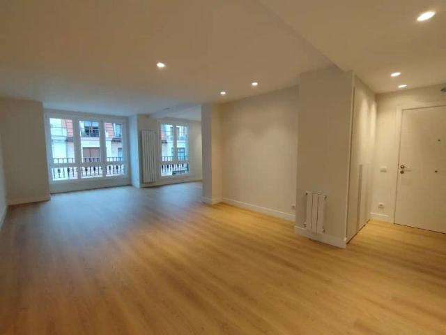 Apartamento en alquiler en Abando, Bilbao