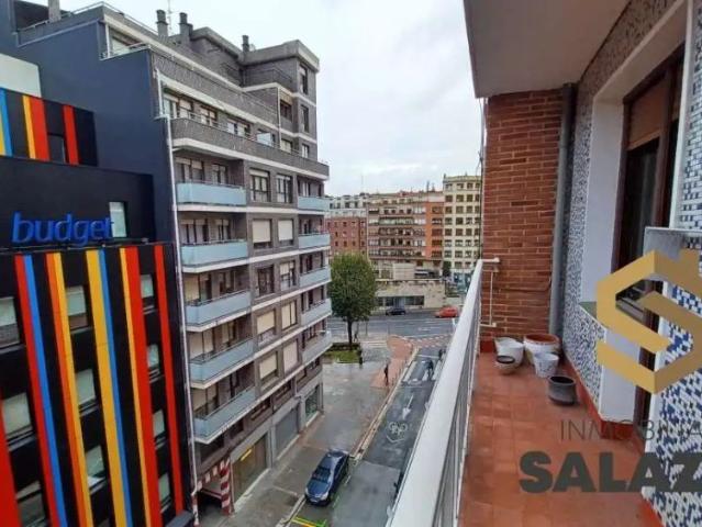 Apartamento en alquiler en Errekalde, Bilbao