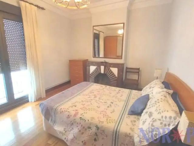 Apartamento en alquiler en Ibaiondo, Bilbao