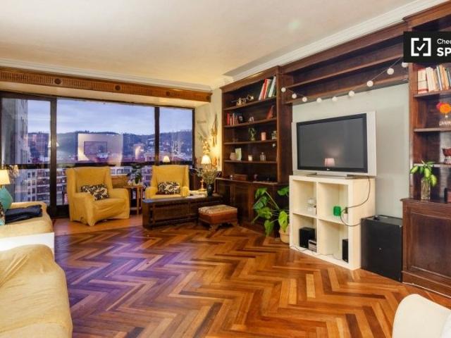 Apartamento en alquiler en Ibaiondo, Bilbao