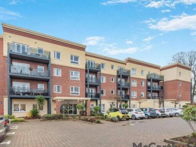 House for sale in Bromsgrove, Worcestershire