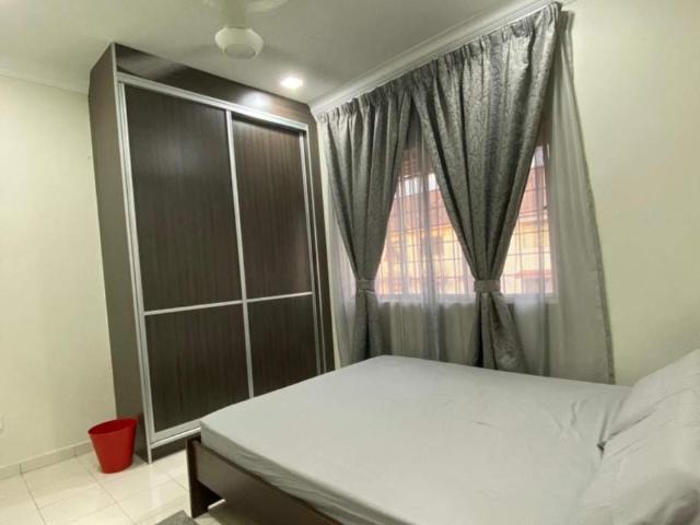 Room for rent in Country Heights Damansara, Kuala Lumpur