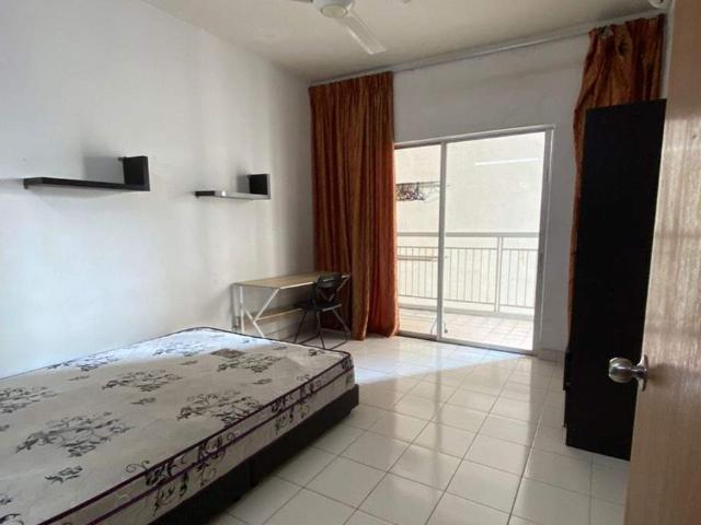 Room for rent in Petaling, Damansara Damai
