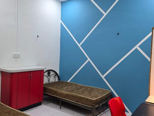 Room for rent in Country Heights Damansara, Kuala Lumpur