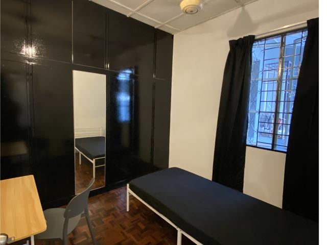 Room for rent in Petaling, Alam Impian