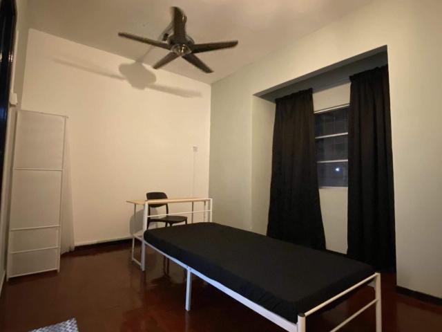 Room for rent in Petaling, Alam Impian