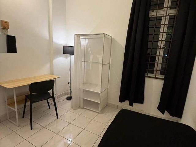 Room for rent in Petaling, Alam Impian